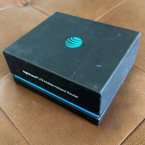 Netgear Nighthawk MR1100 4G LTE Mobile Hotspot Router ATT